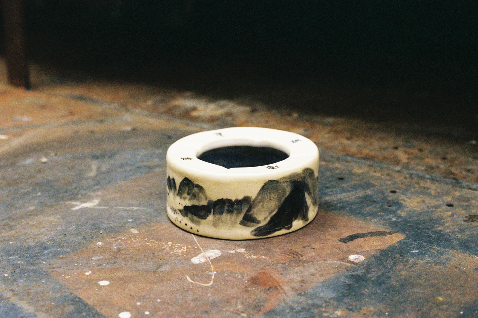 Ashtray 1 — 2025, Image 3