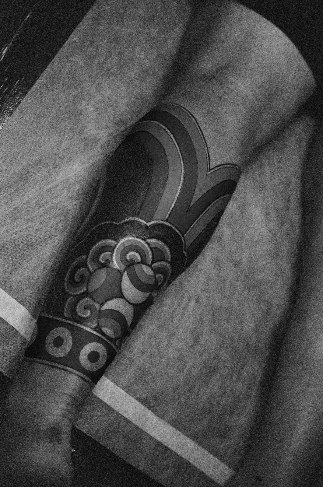 Dancheong — calf, black & grey — Seongjin Kim, 2025